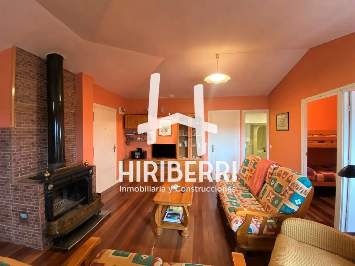 Sala de estar de Ático en venta en Herramélluri con Trastero y Amueblado