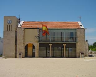 Exterior view of Apartment to rent in Pozuelo del Rey  with Air Conditioner and Storage room