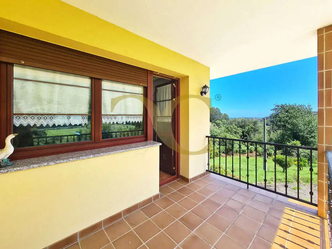 Terrassa de Casa o xalet en venda en Ribadesella amb Calefacció, Jardí privat i Terrassa