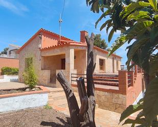 Exterior view of House or chalet for sale in La Torre de Claramunt  with Heating, Private garden and Terrace