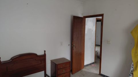 Foto 2 de Casa adosada en venta en La Almarcha , Cuenca