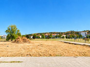 Terrenos y solares en venta en Calle Calle Ávila
