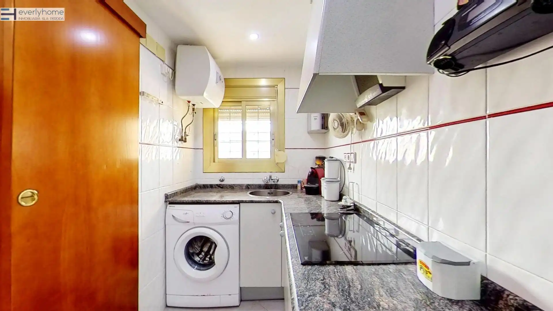 Cocina de Apartamento en venta en La Pobla de Farnals con Jardín privado y Piscina comunitaria