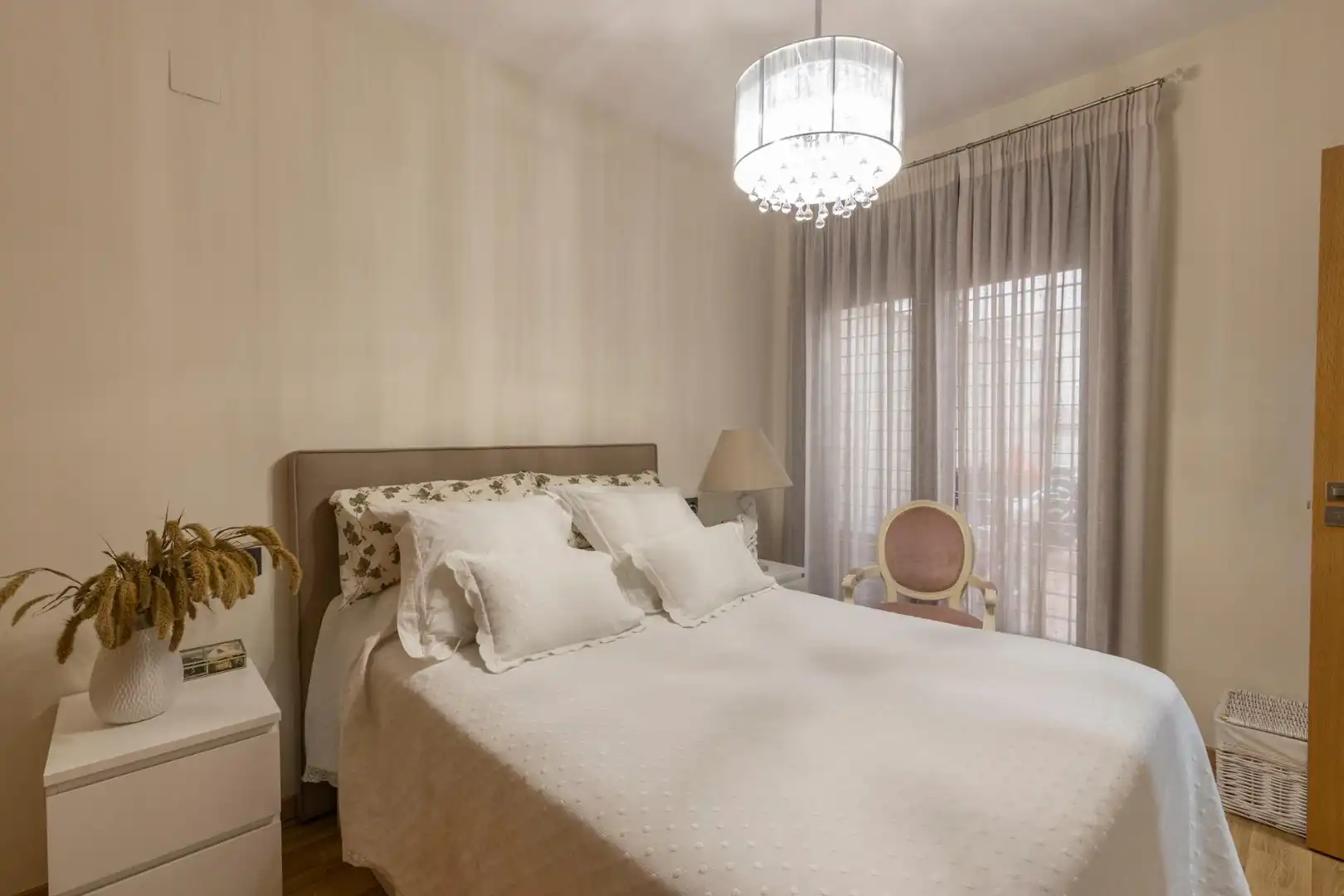 Habitación de Piso en venta en Armilla con Aire acondicionado, Calefacción y Piscina comunitaria