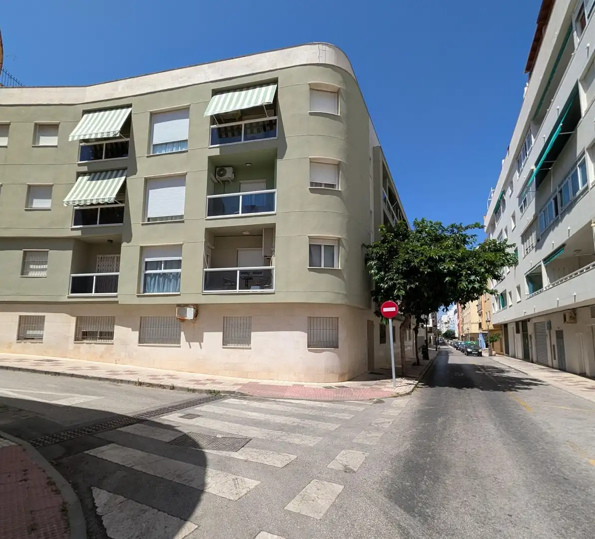Rez-de-chaussée avec ascenseur à vendre à SAN ROQUE