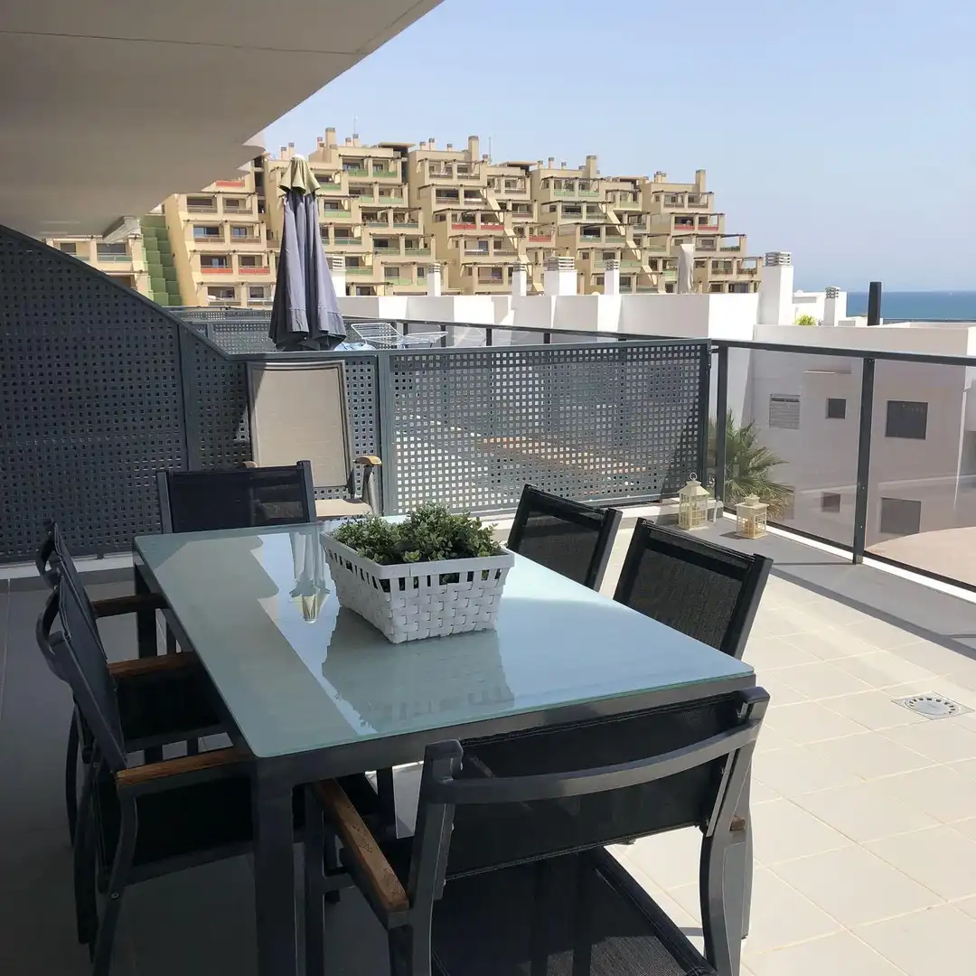 Appartement compact avec piscine à louer à Los Arenales del Sol, imagen 2