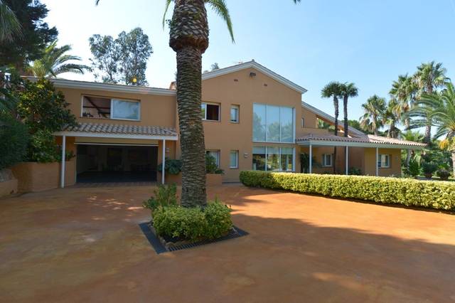 Casa-chalet en Venta en Mas Romeu