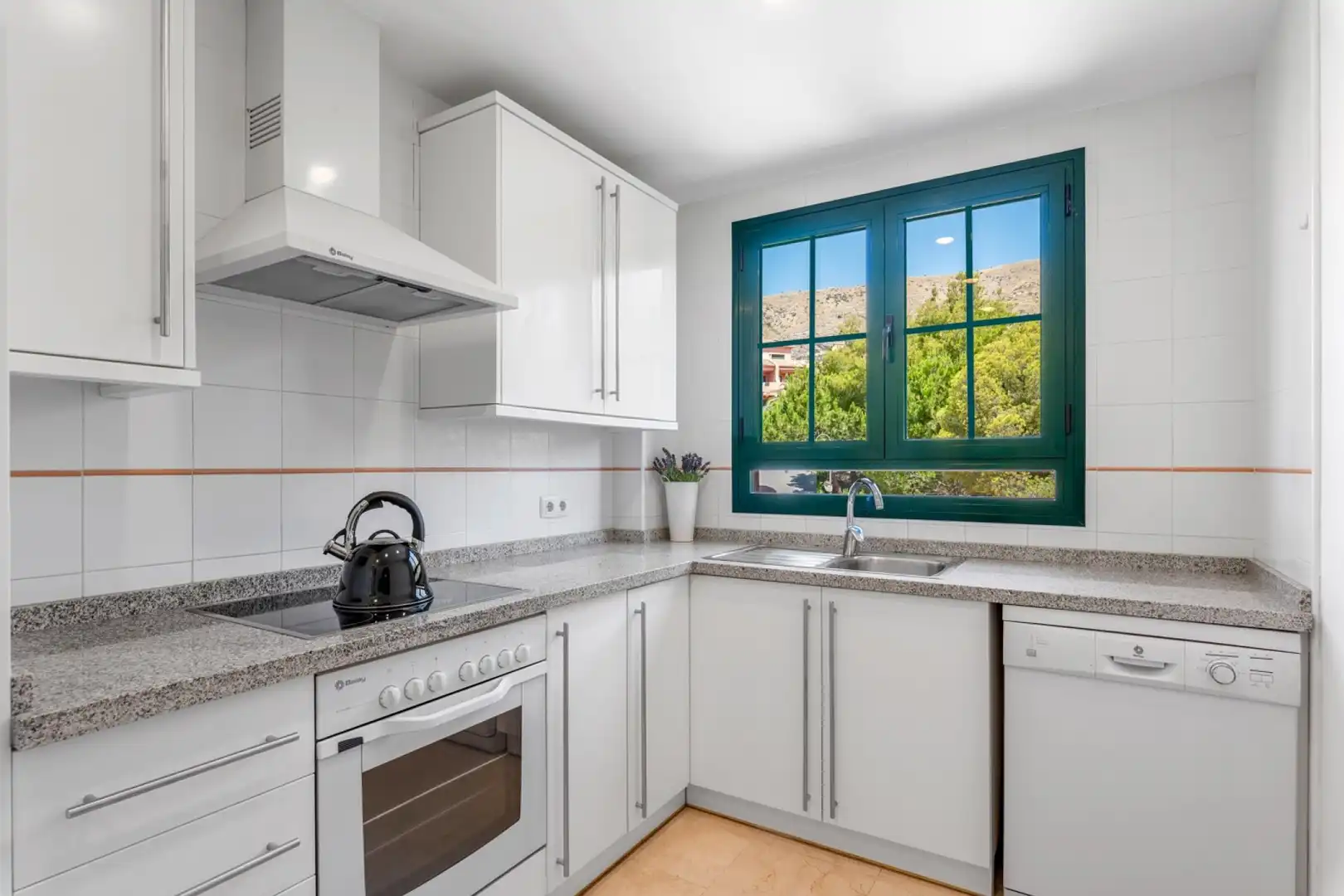 Kitchen of Flat for sale in Finestrat  with Storage room, Swimming Pool and Community pool