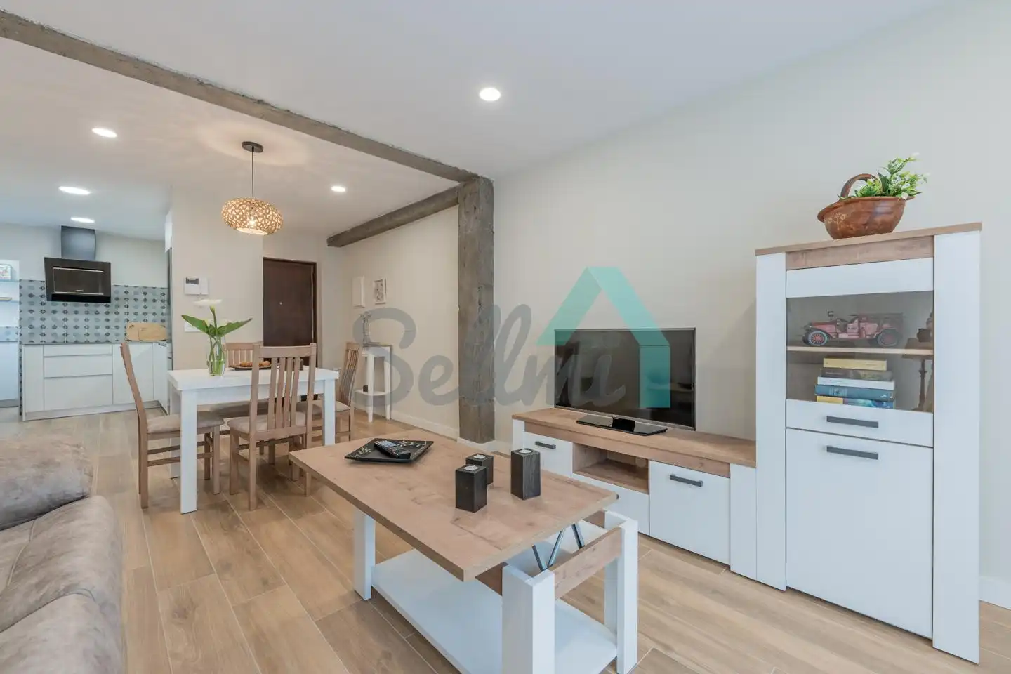 Living room of Flat for sale in Oviedo   with Heating and Furnished