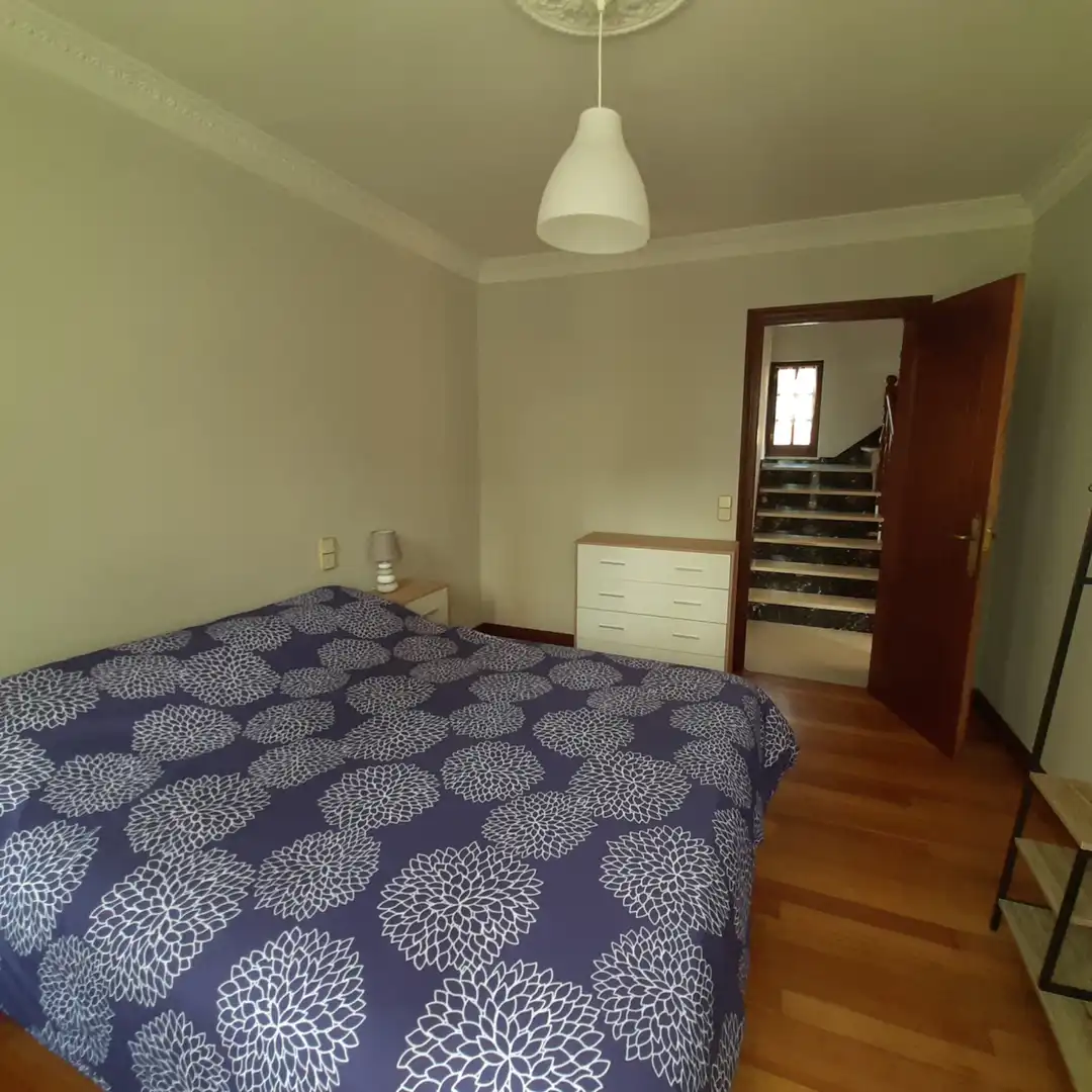 Habitación de Casa o chalet en venta en Viveiro con Calefacción, Jardín privado y Parquet