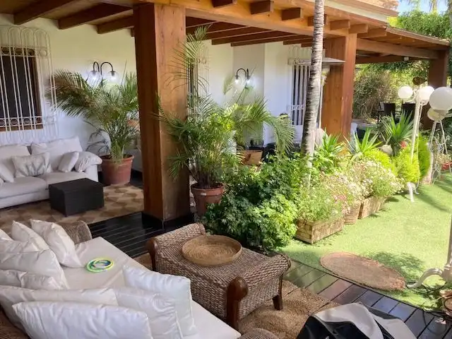 Terrassa de Casa o xalet en venda en Roquetas de Mar amb Aire condicionat, Calefacció i Jardí privat