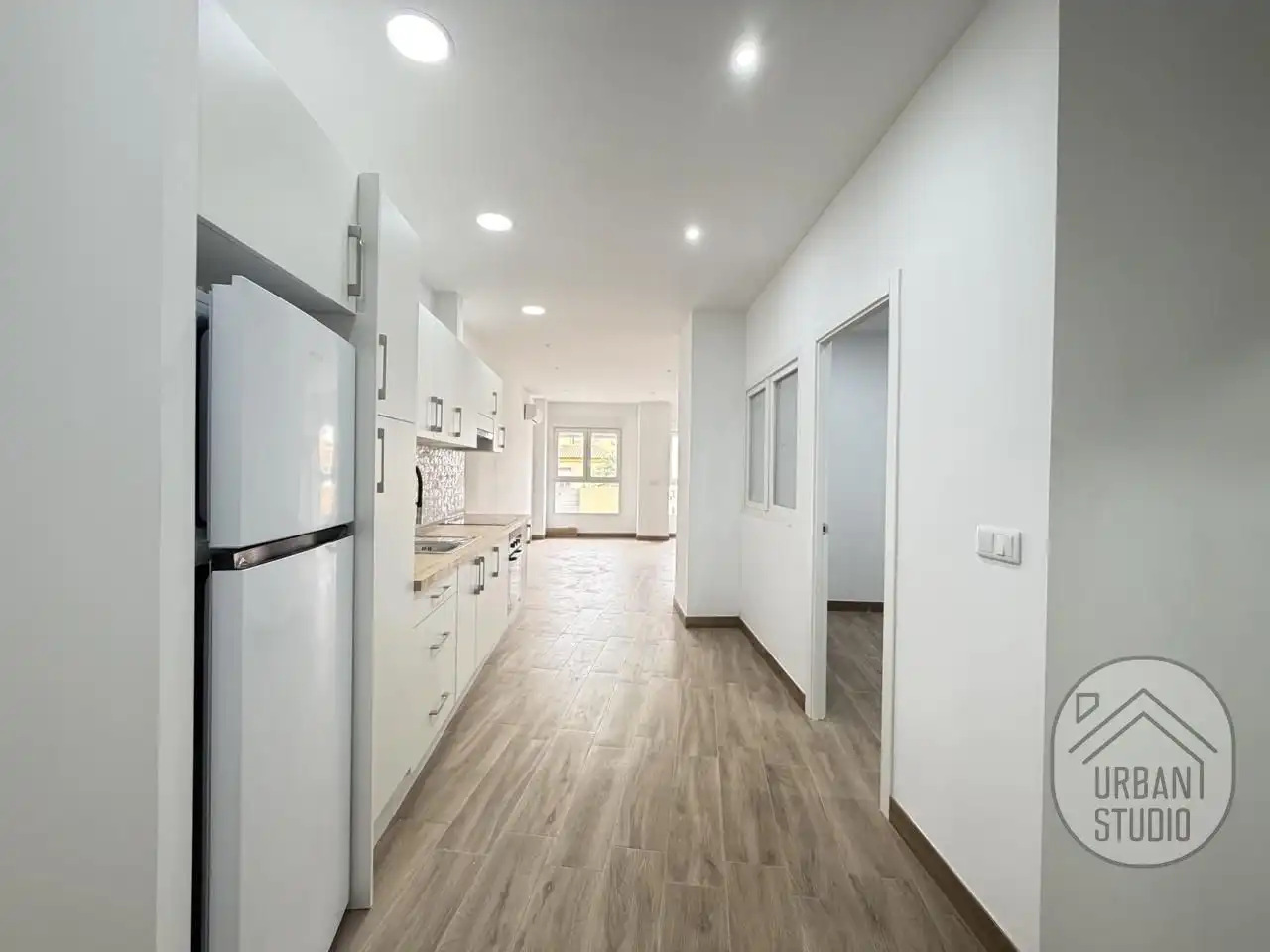 Kitchen of Ground floor for sale in Torrevieja  with Air Conditioner, Terrace and Community pool