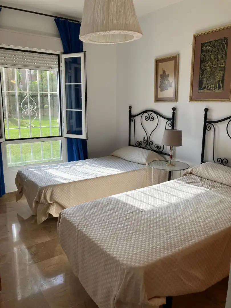 Bedroom of Flat for rent in Estepona  with Furnished