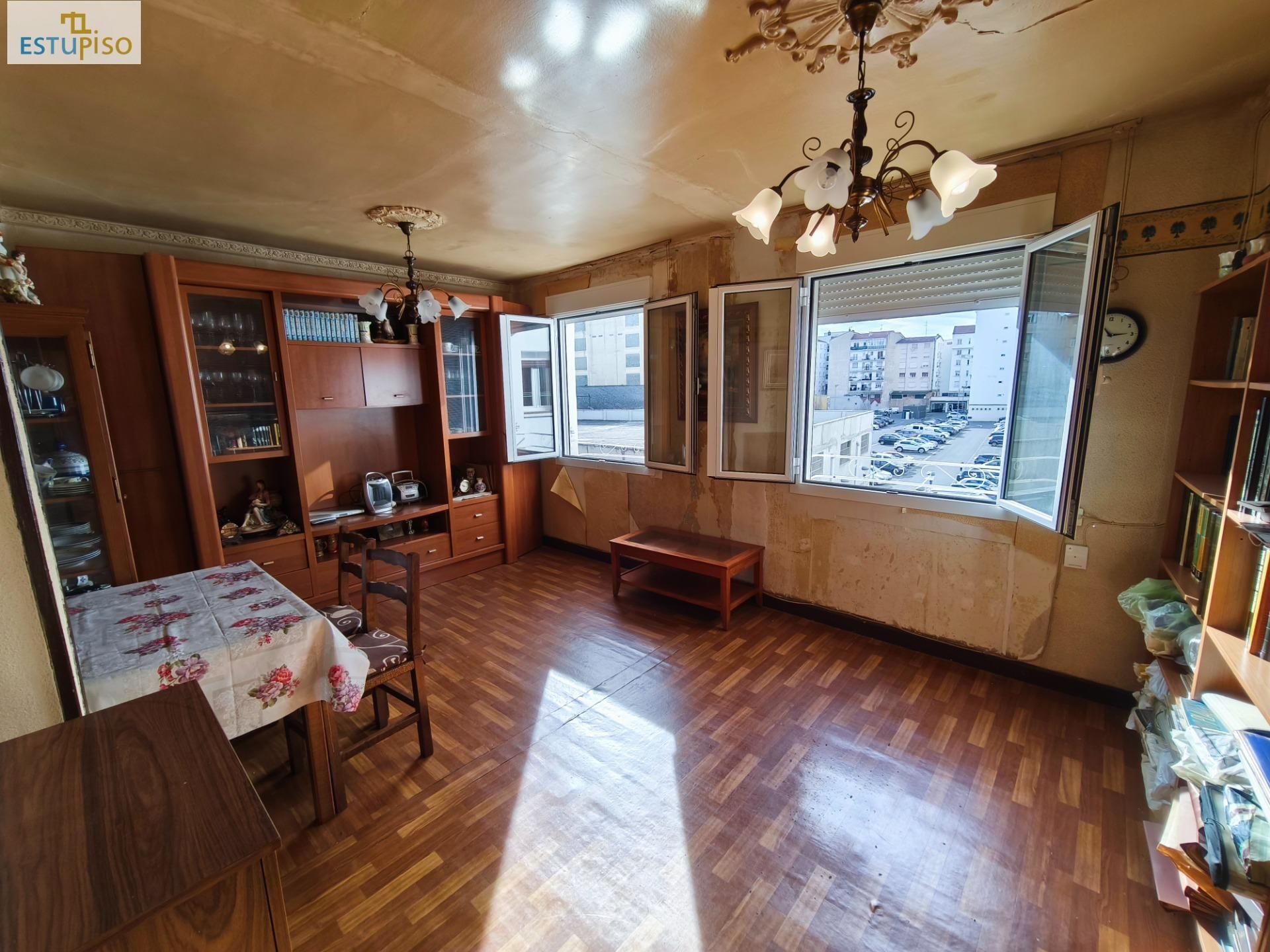 Living room of Flat for sale in Vitoria - Gasteiz  with Heating, Parquet flooring and Storage room