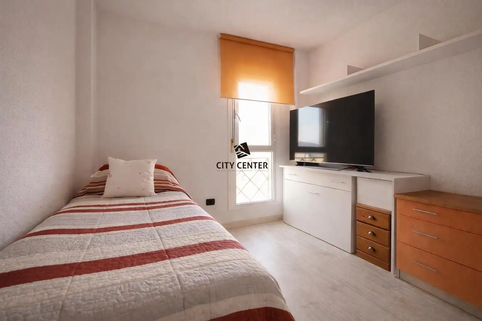 Habitación de Ático en venta en Arona con Terraza, Trastero y Balcón