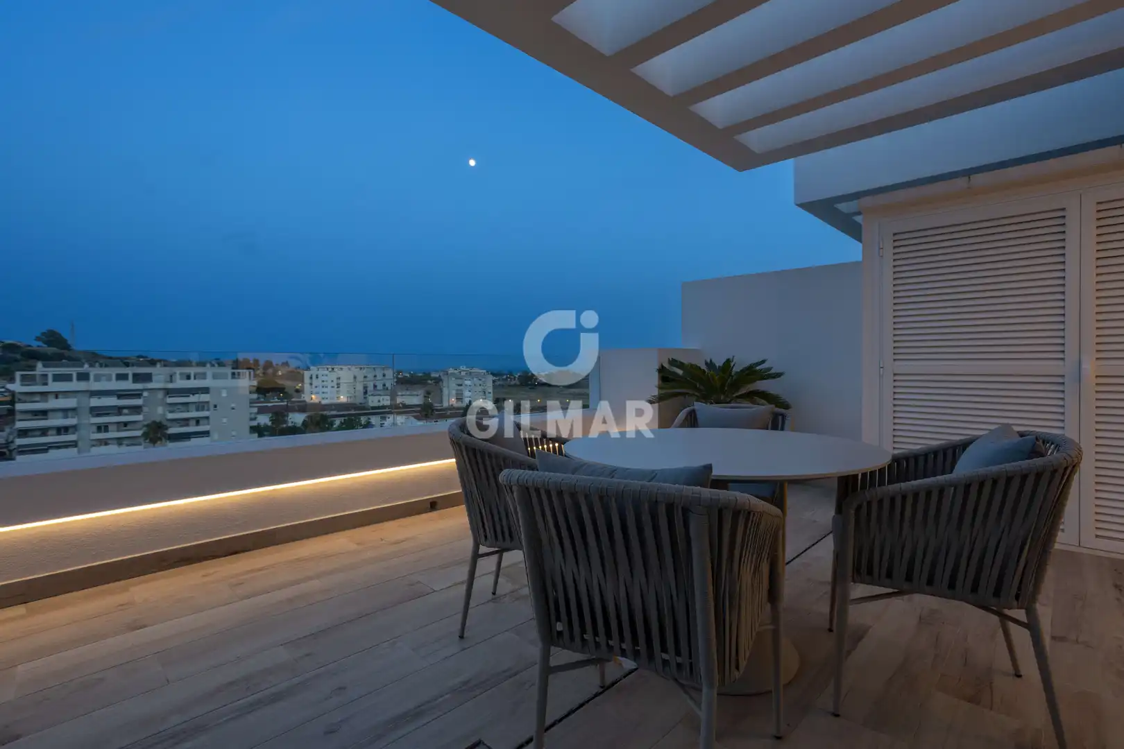 Penthouse with terrace for sale in Nueva Andalucía, imagen 40