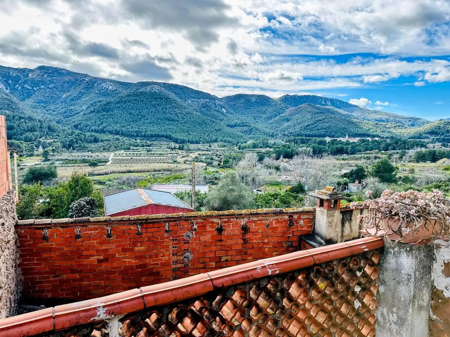 Vista exterior de Finca rústica en venda en Montitxelvo / Montichelvo amb Terrassa, Moblat i Balcó