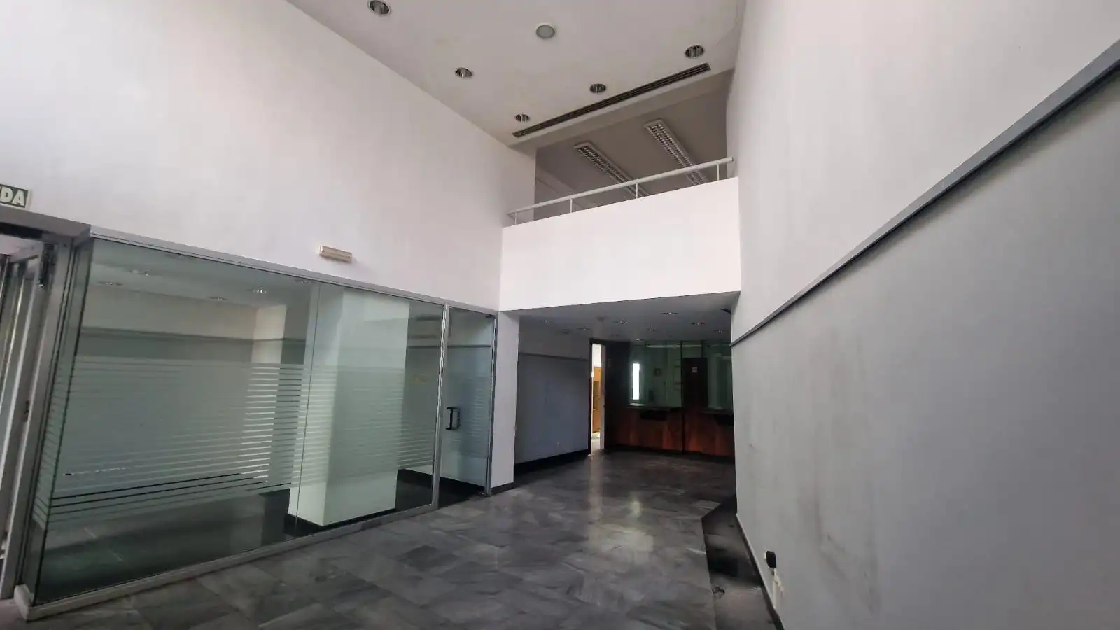 Locale commerciale in vendita a El Carbayedo - El Quirinal, imagen 22
