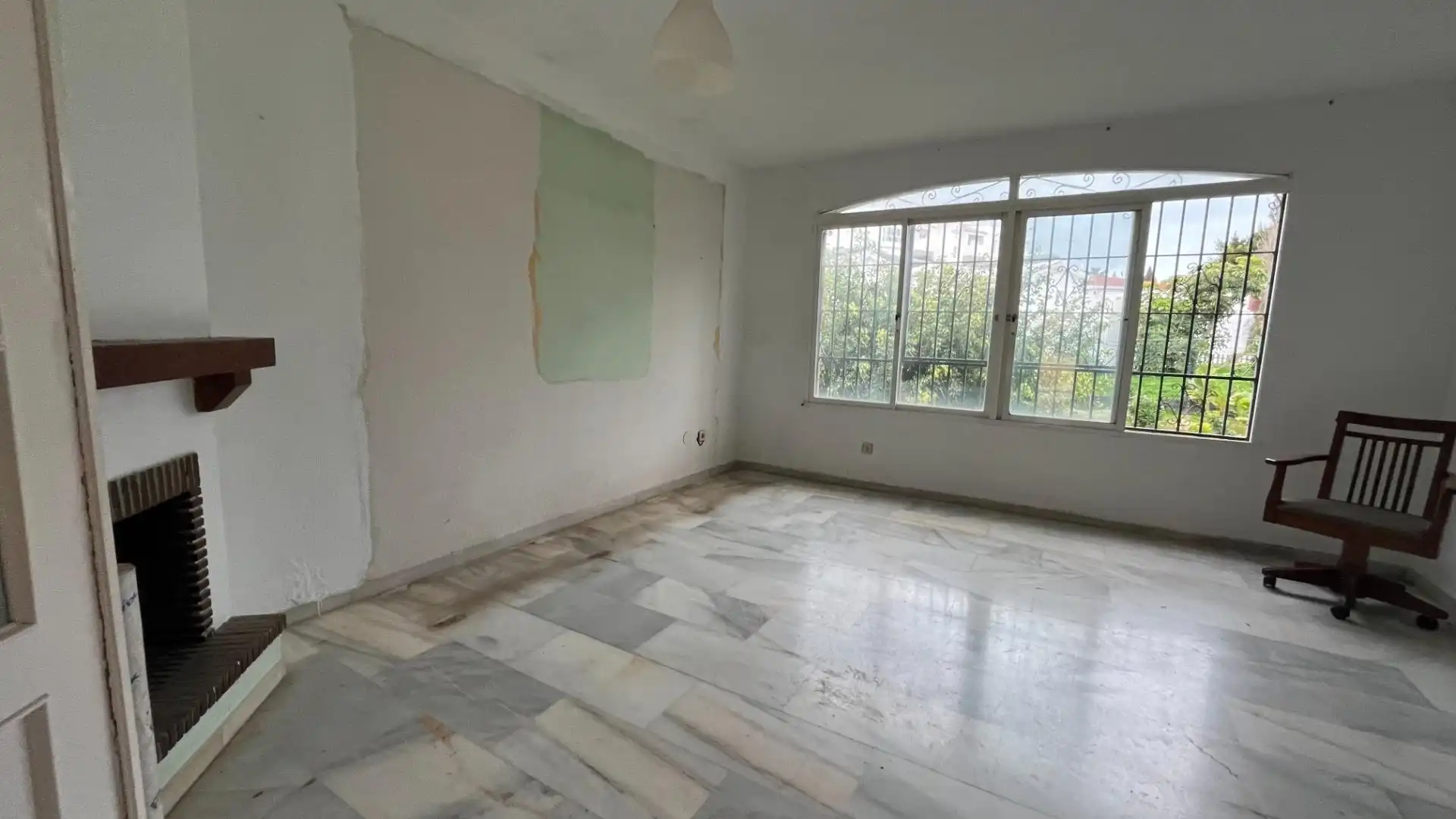 Esszimmer von Einfamilien-Reihenhaus zum Verkauf in Torremolinos mit Privatgarten, Terrasse und Balkon