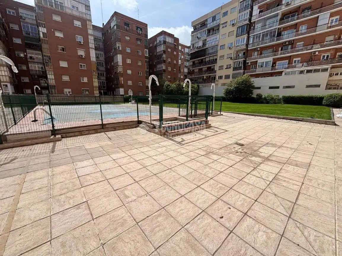 Parking of Flat for sale in Madrid  with Heating and Community pool