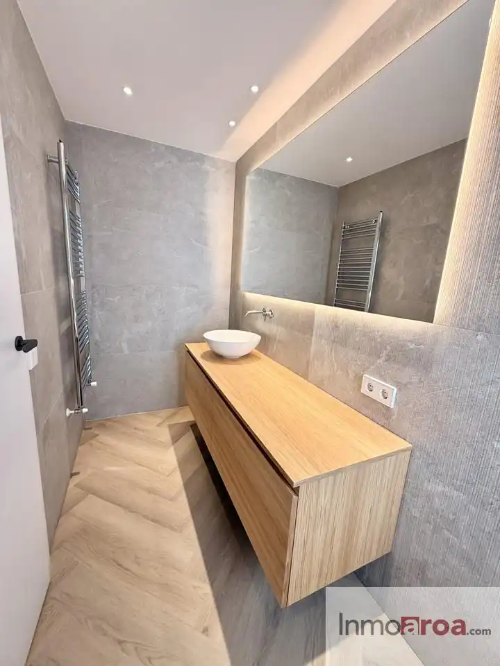 Wohnung zur Miete in Del Poeta Quintana, Sant Francesc
