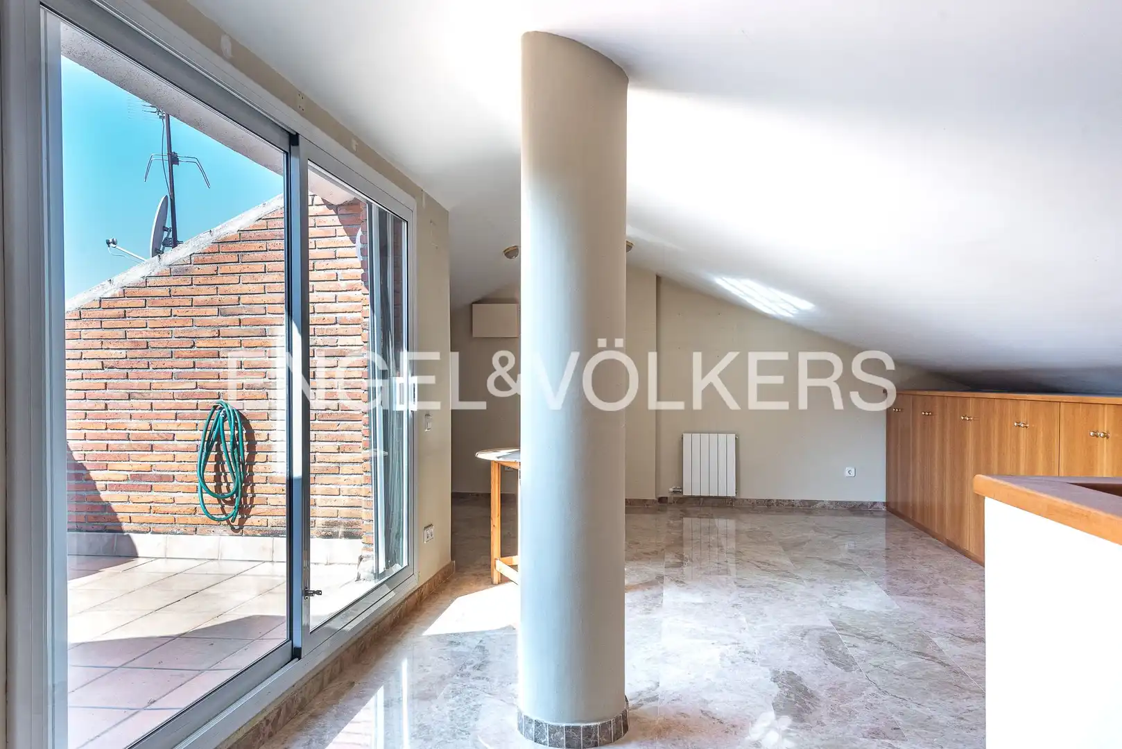 Terrace of Houses for sale in Molins de Rei  with Air Conditioner, Heating and Private garden