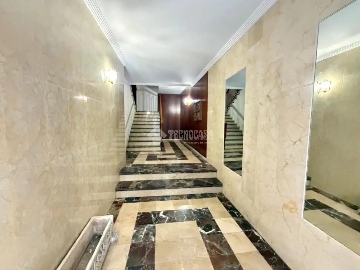 Flat for sale in Martos