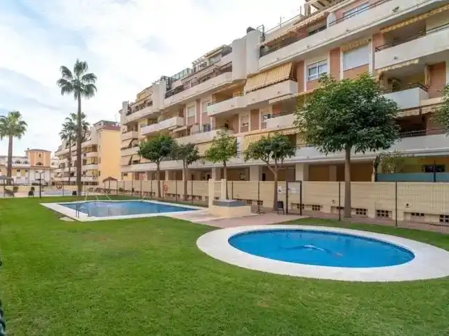 Vista exterior de Pis en venda en La Cala del Moral