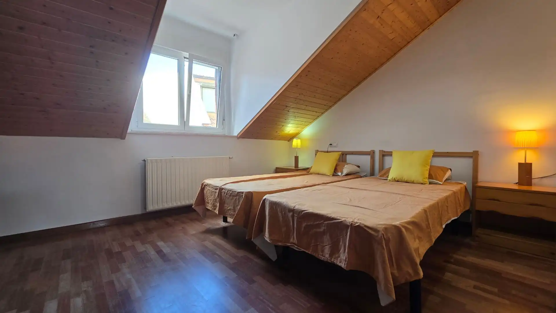 Bedroom of Flat for sale in Llanes  with Heating and Storage room