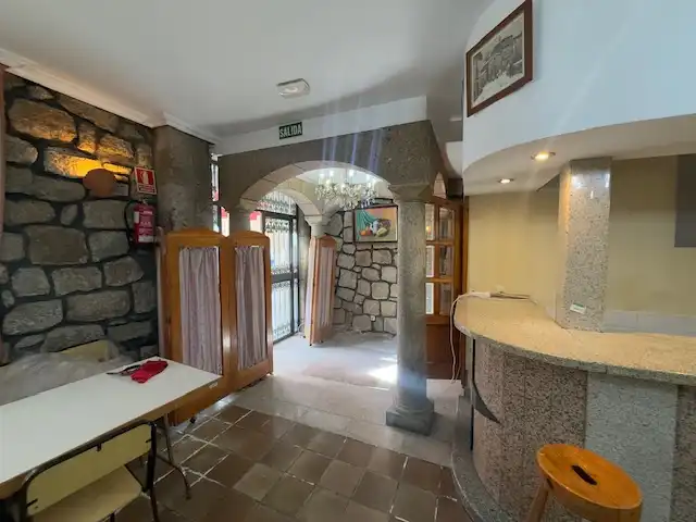 Geschaftsraum zum Verkauf in Valdemorillo mit Terrasse