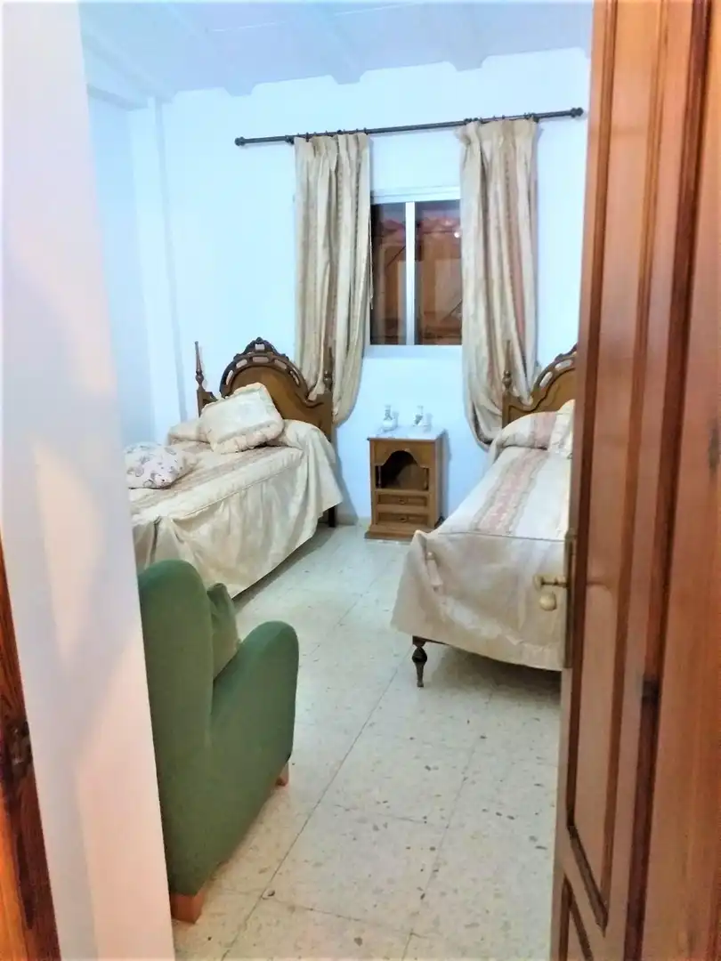 Dormitori de Casa o xalet en venda en Manises amb Aire condicionat, Jardí privat i Traster