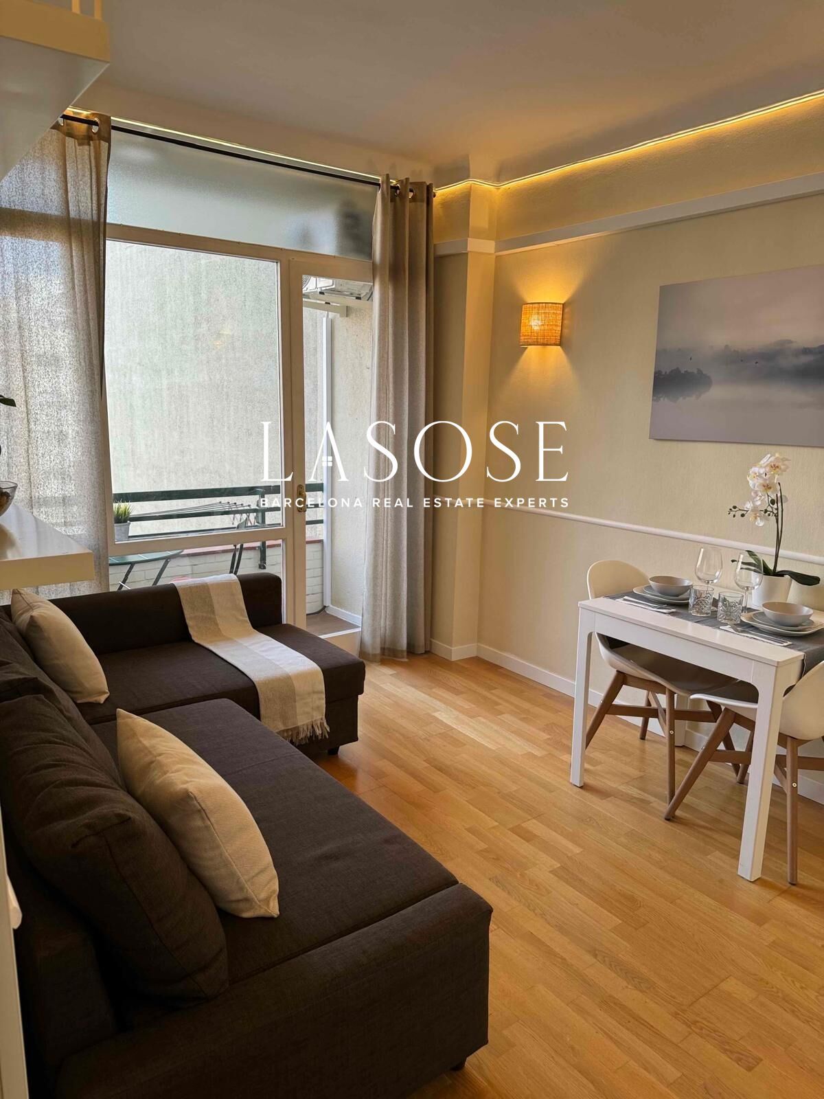 Bedroom of Flat to rent in  Barcelona Capital  with Heating, Parquet flooring and Balcony