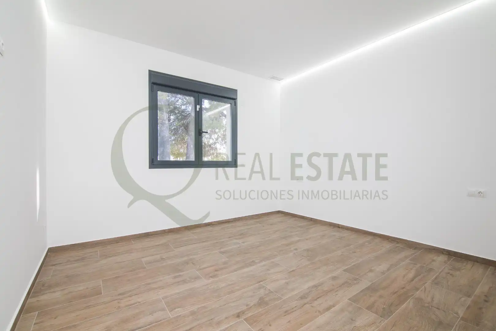 Habitación de Casa o chalet en venta en Mutxamel con Calefacción, Jardín privado y Terraza