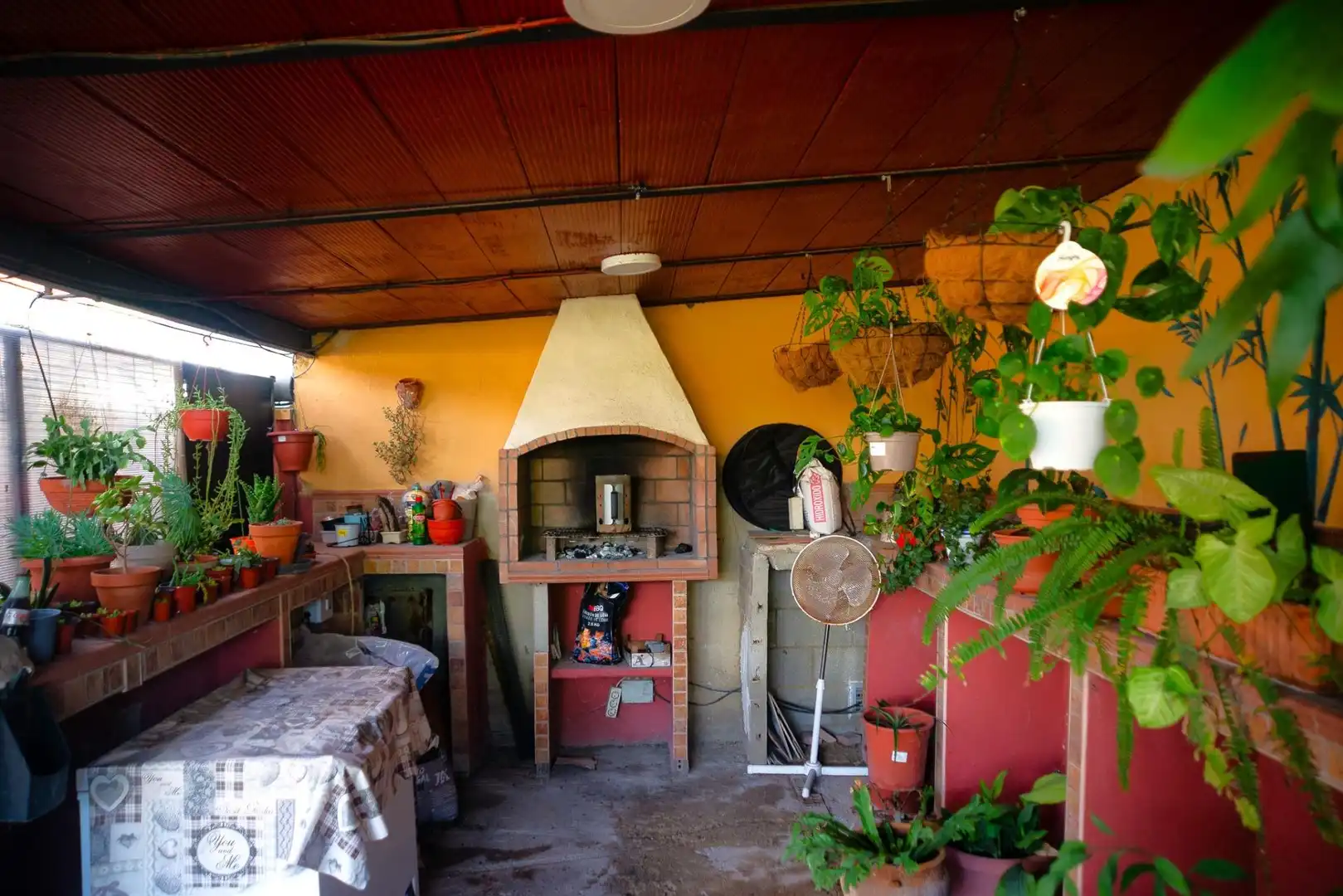 Cocina de Casa o chalet en venta en Pilas con Jardín privado y Piscina