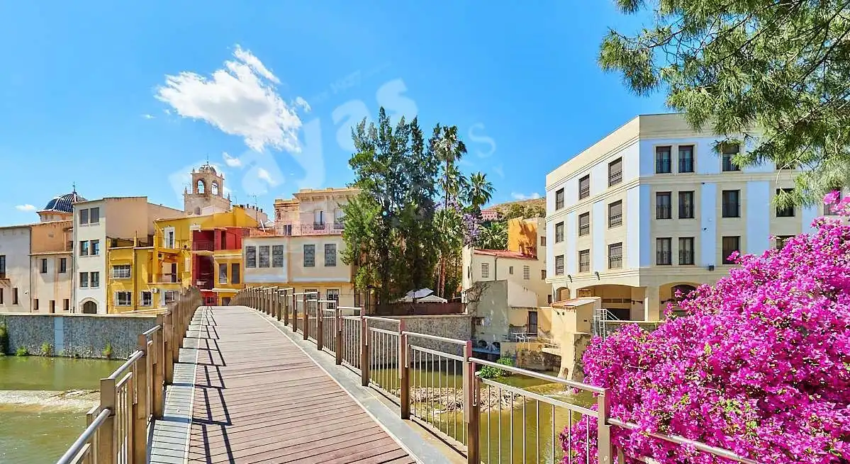 Vista exterior de Casa o xalet en venda en Orihuela amb Balcó