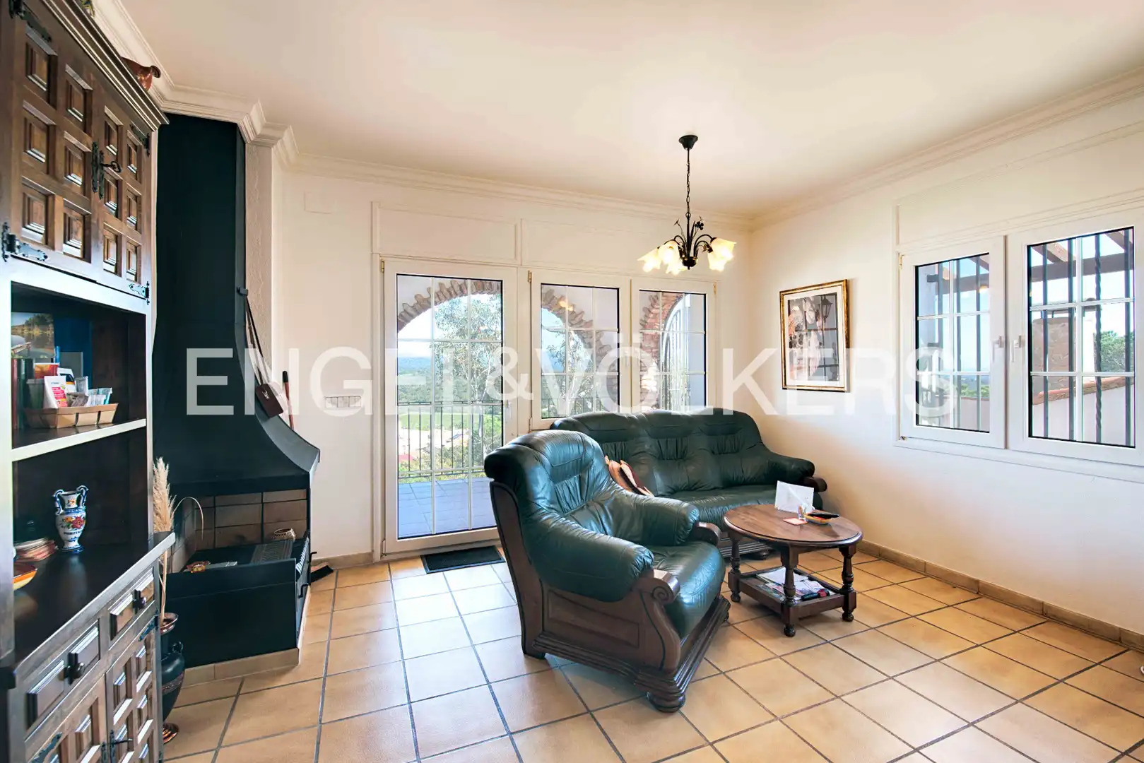 Wohnzimmer von Country house zum Verkauf in Rabós mit Heizung, Privatgarten und Terrasse