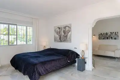 Villa con piscina in vendita a La Capellanía - El Higuerón, imagen 24
