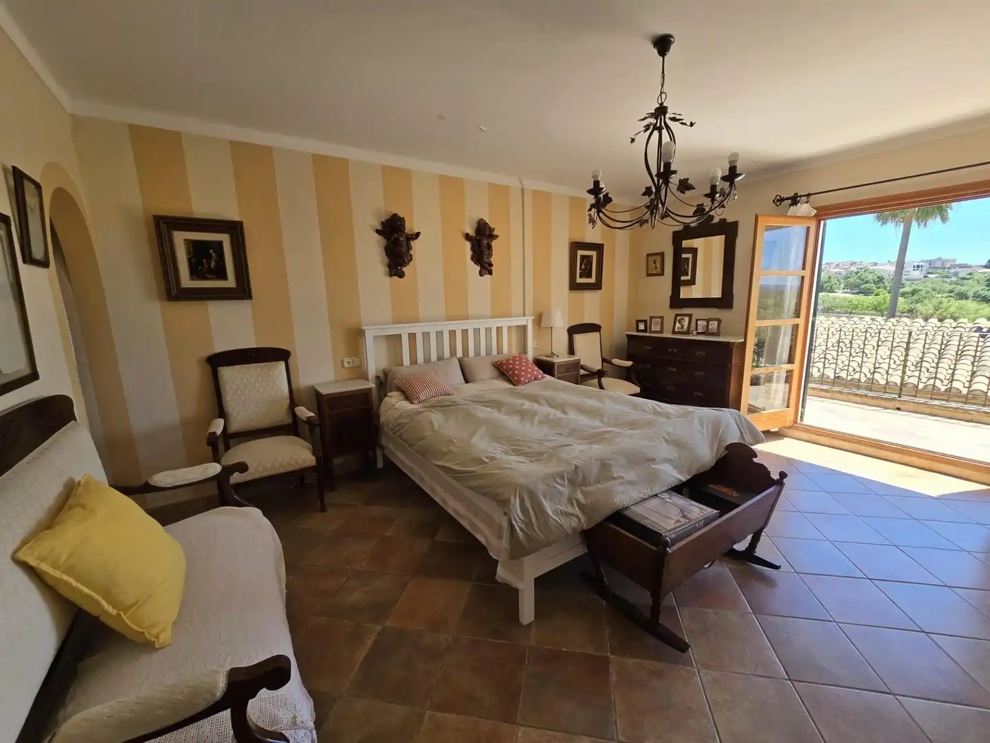 Schlafzimmer von Haus oder Chalet zum Verkauf in Campanet mit Klimaanlage, Heizung und Privatgarten