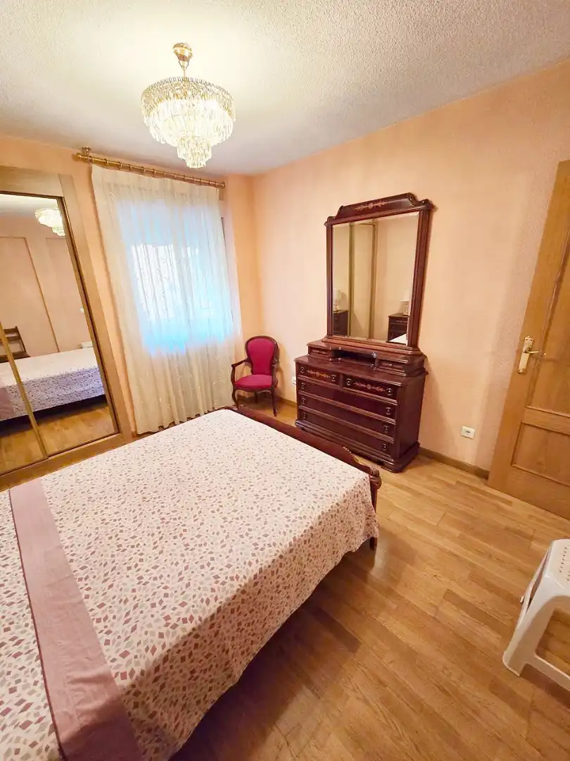 Schlafzimmer von Wohnung zur Miete in Leganés mit Klimaanlage, Heizung und Parkett
