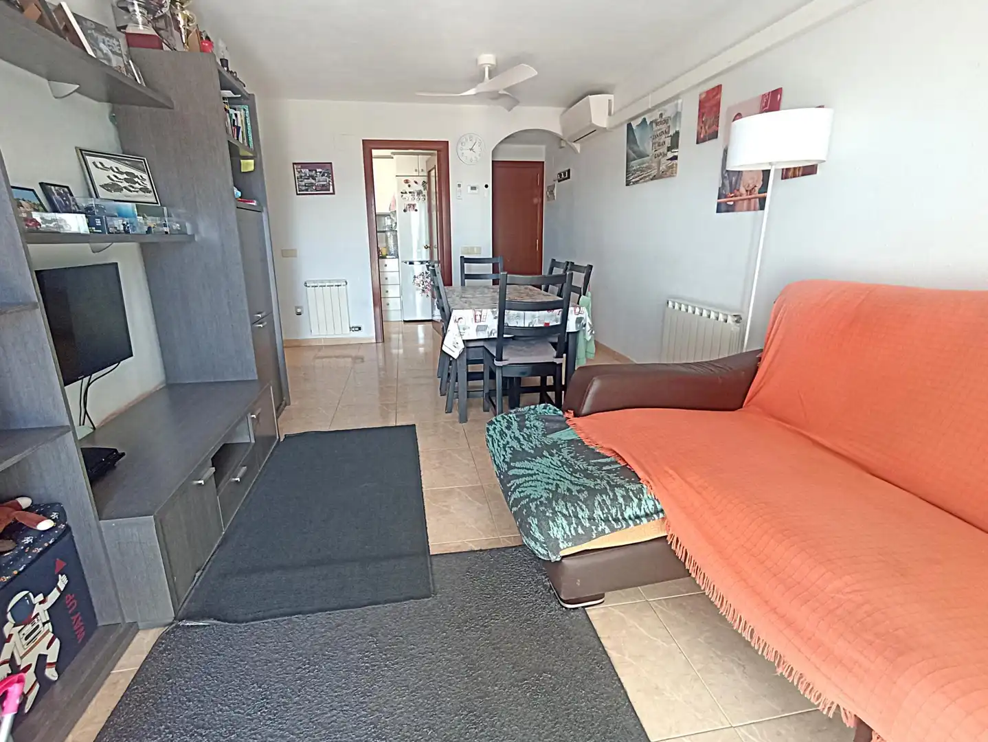 Wohnzimmer von Wohnungen zum Verkauf in Palamós mit Heizung und Balkon