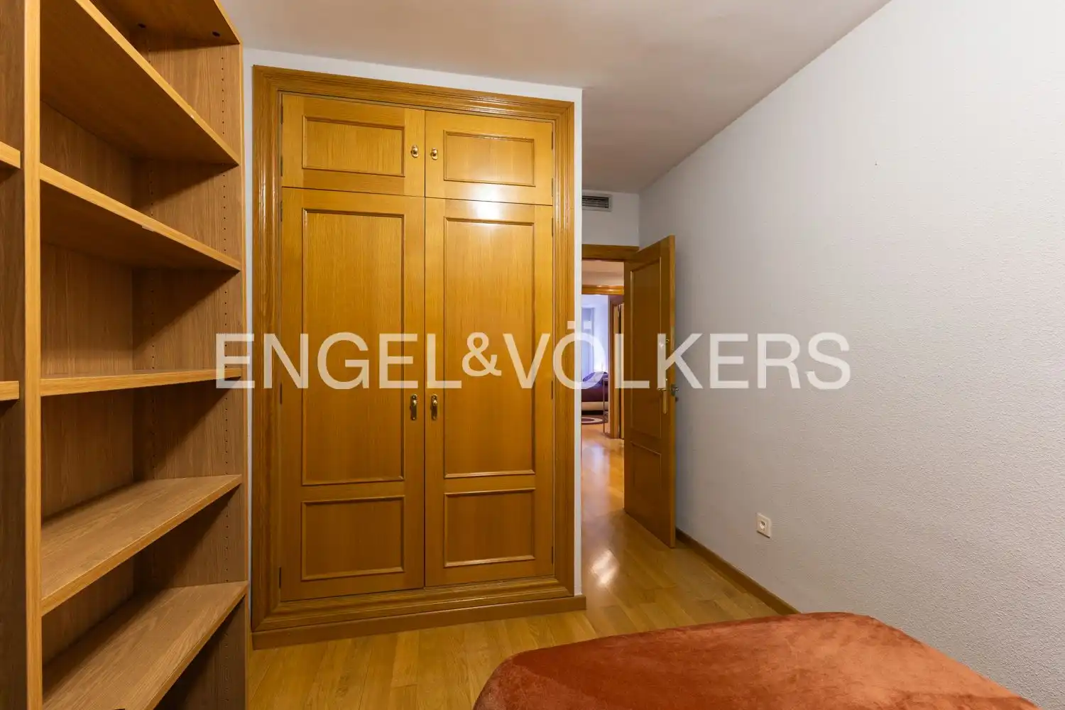 Flat for rent in Castellón de la Plana / Castelló de la Plana  with Air Conditioner, Heating and Parquet flooring