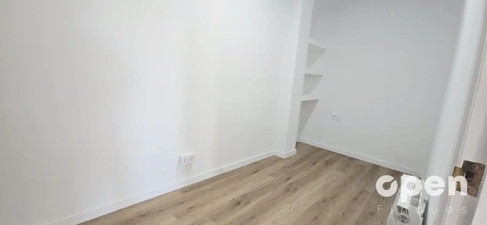 Wohnung zum Verkauf in Terrassa mit Heizung und Parkett
