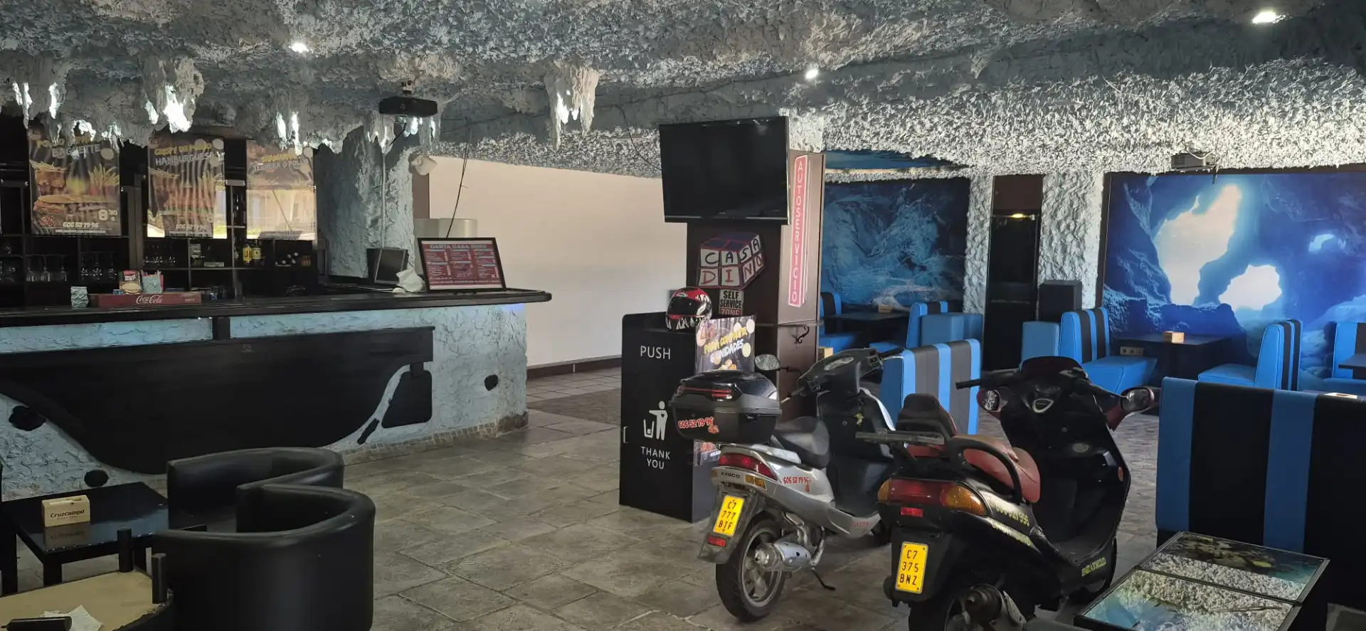 Commercial properties for sale in El Portil  with Air Conditioner, Furnished and Internet