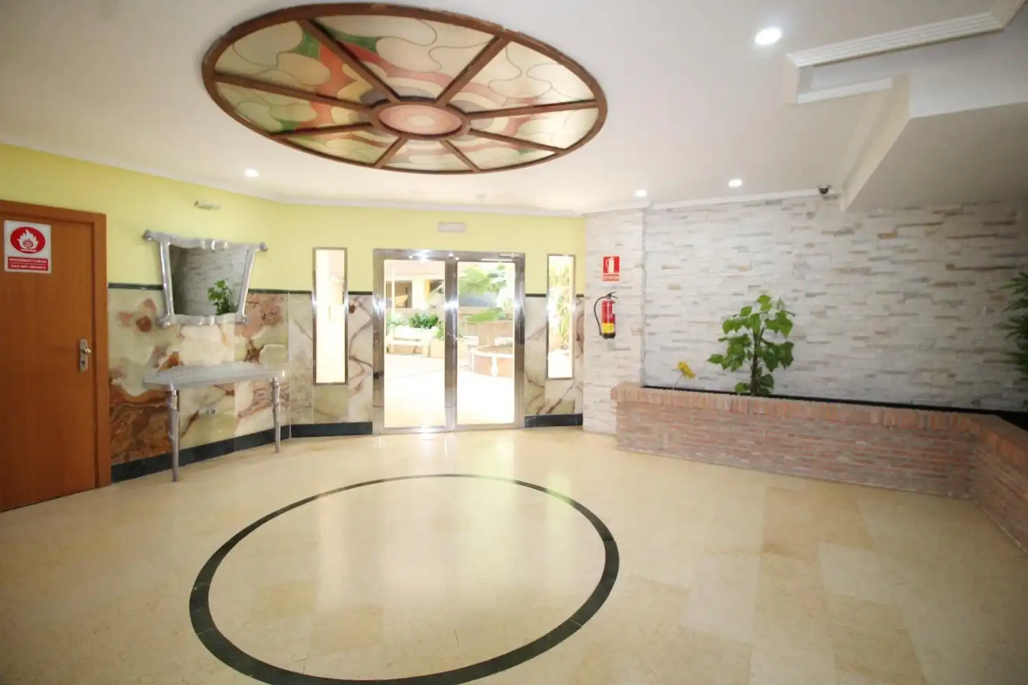Apartments for sale in Oropesa del Mar / Orpesa  with Air Conditioner, Private garden and Terrace