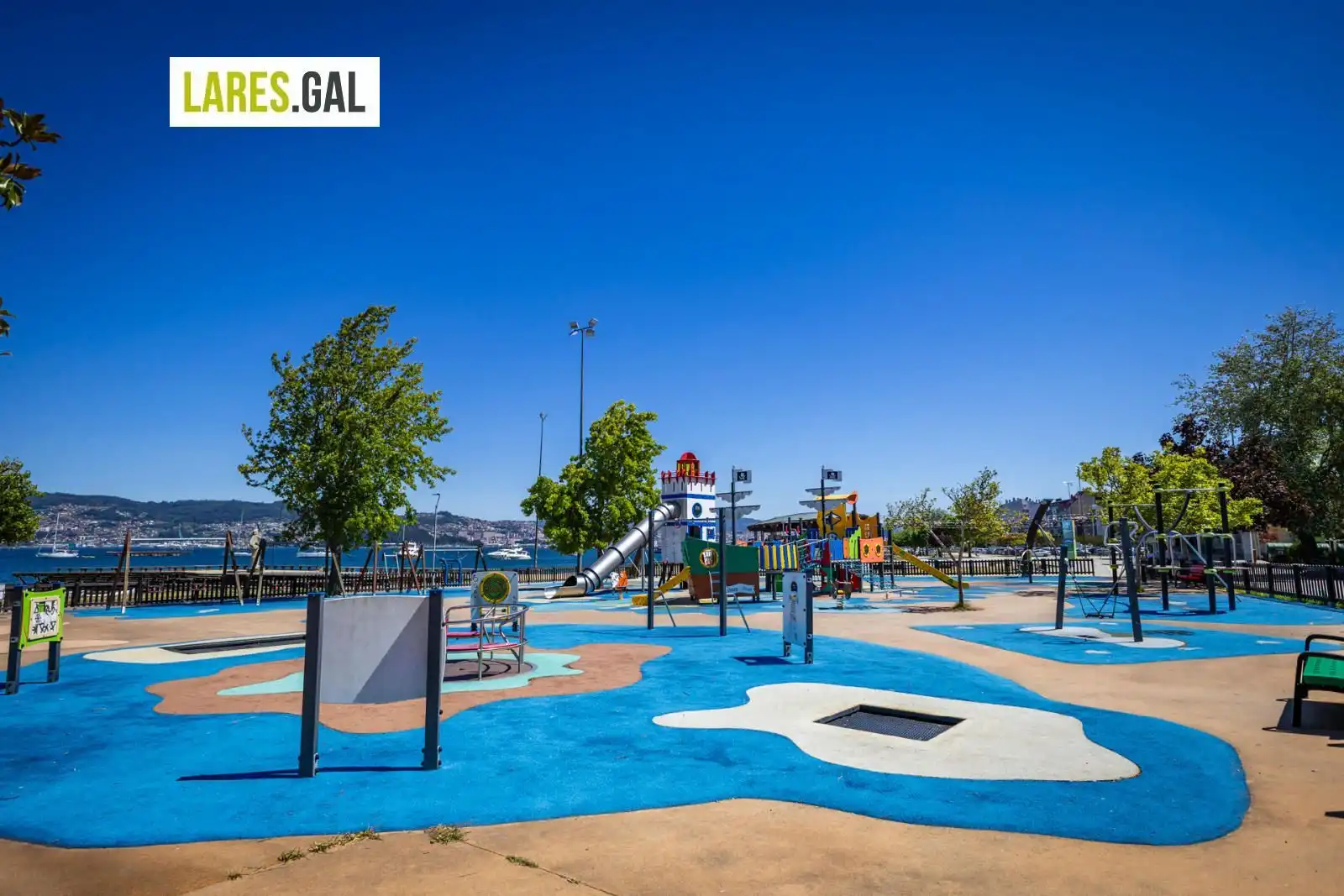 Vista exterior de Apartamento en venta en Moaña con Calefacción, Trastero y Amueblado