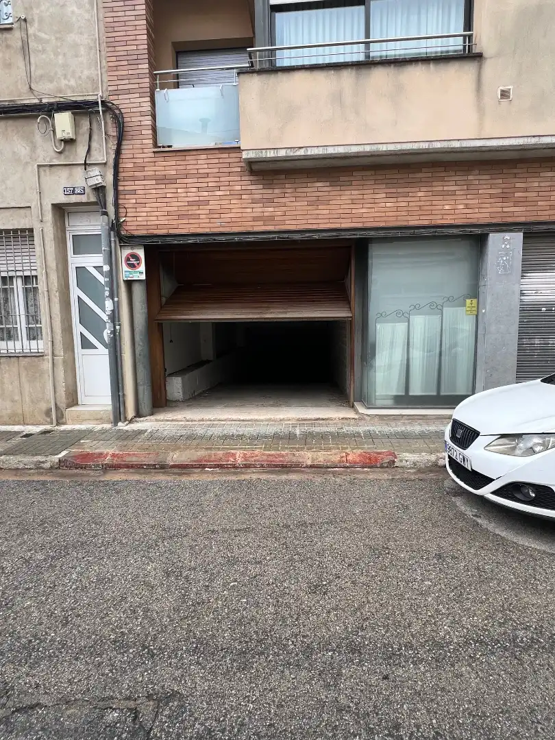 Aparcament de Garatge de lloguer en Centre - Sant Oleguer