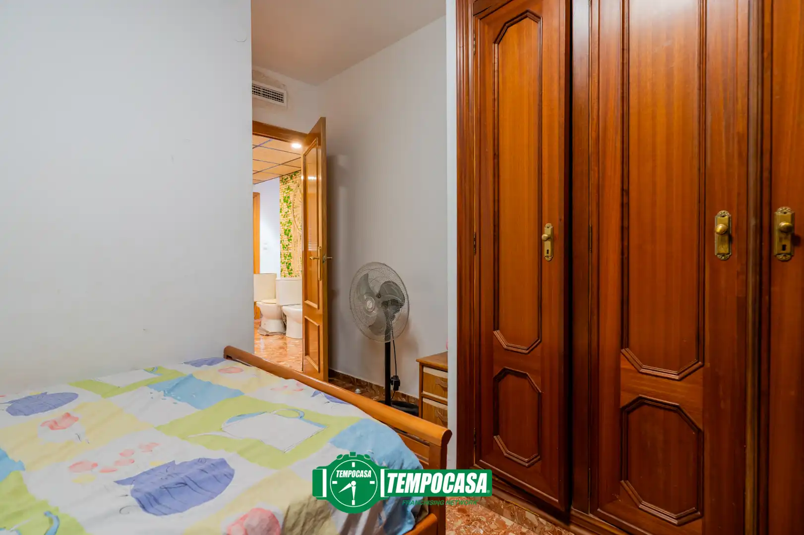 Habitación de Casa adosada en venta en Burjassot con Aire acondicionado, Terraza y Balcón