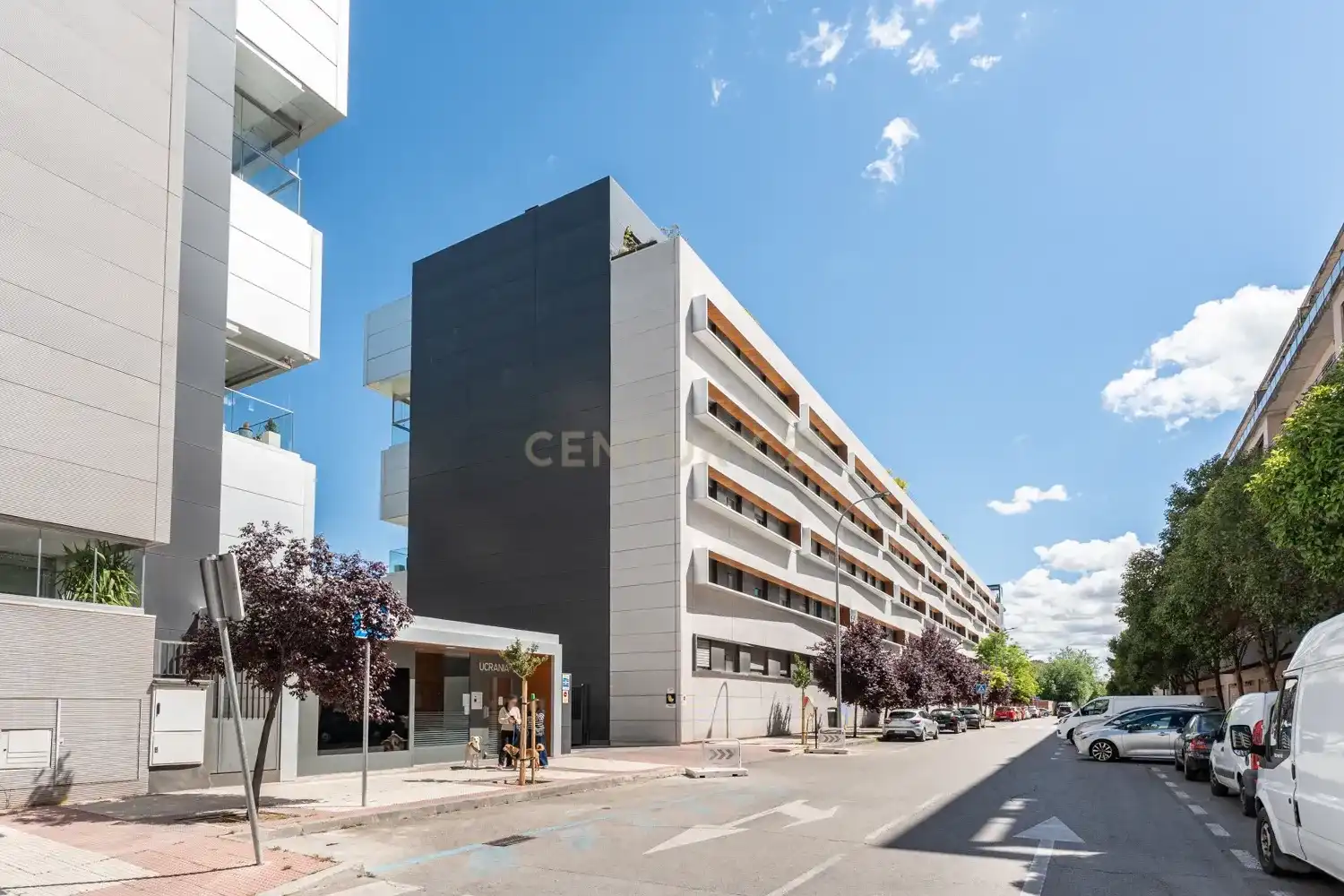 Vista exterior de Apartamento en venta en Alcalá de Henares con Aire acondicionado, Trastero y Piscina comunitaria