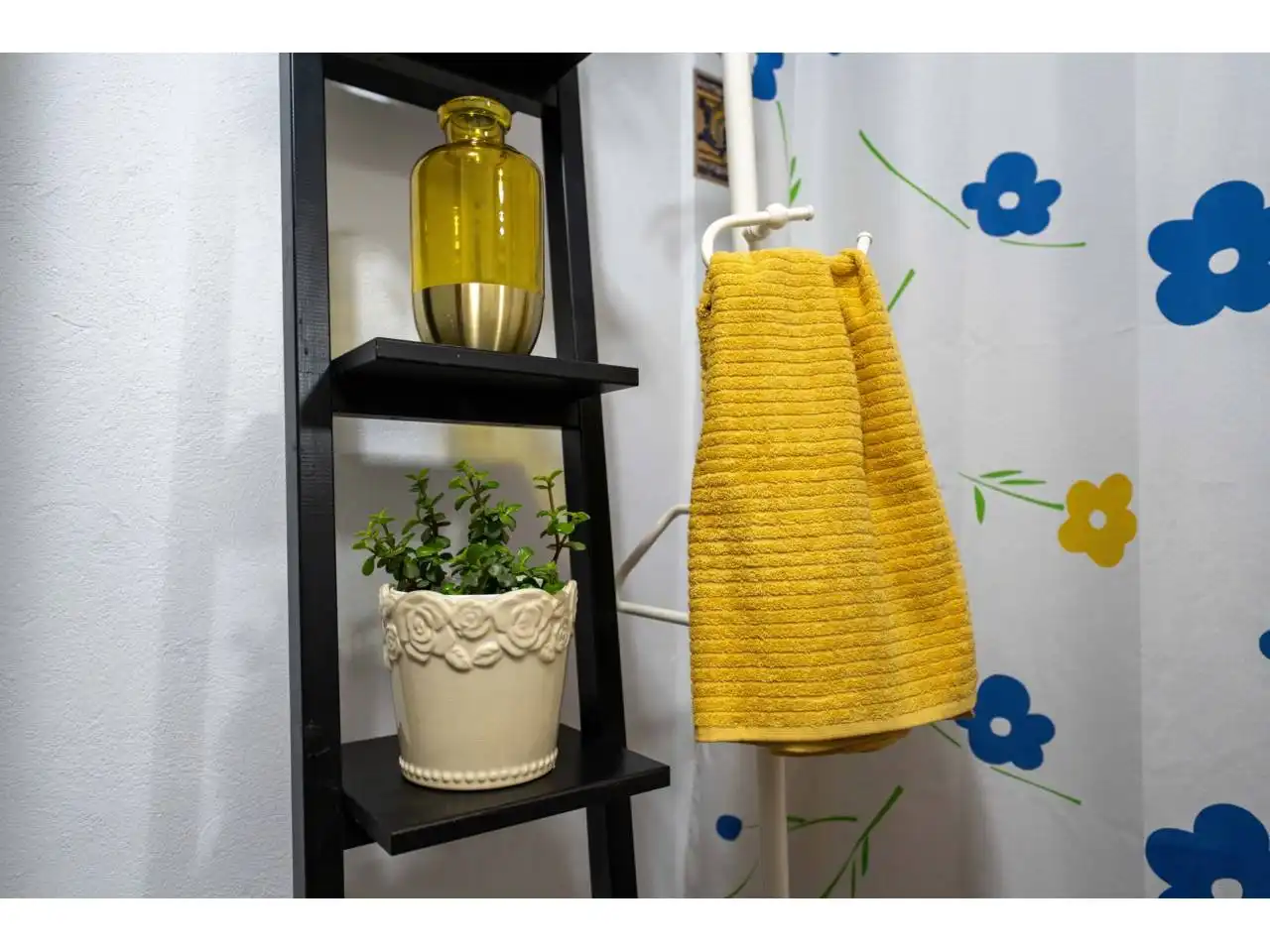 Baño de Finca rústica en venta en Felix con Jardín privado, Terraza y Amueblado