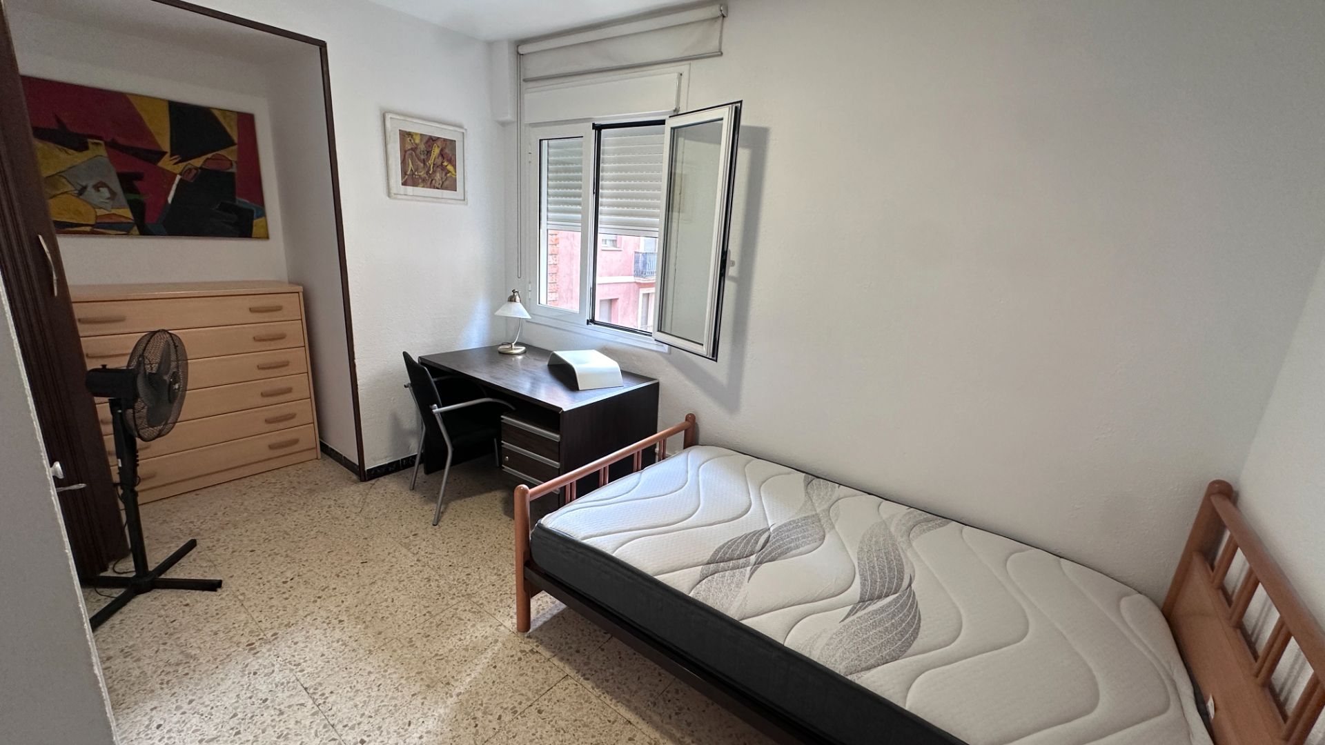 Bedroom of Flat to share in  Tarragona Capital  with Air Conditioner, Heating and Furnished